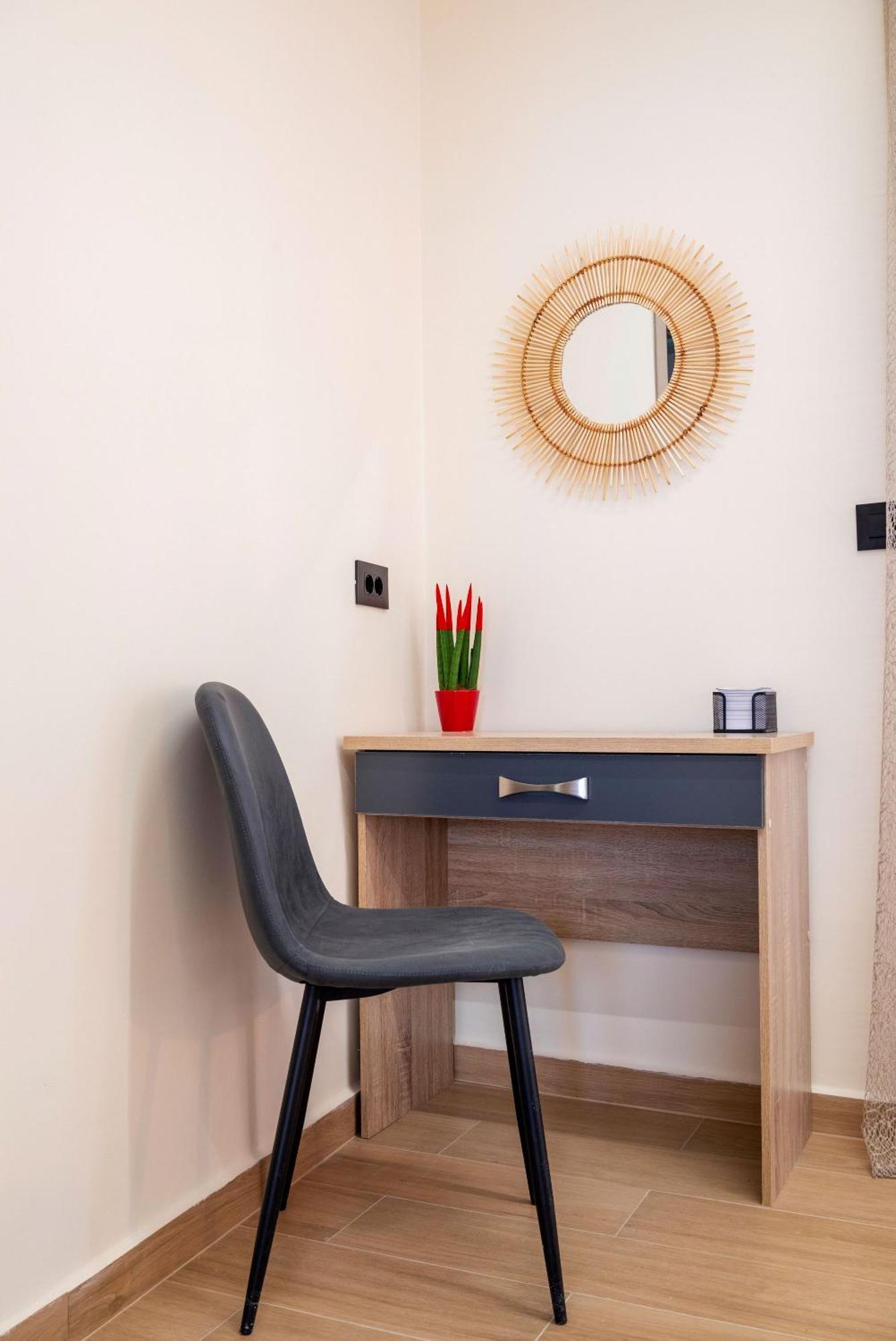 Calliope's Rhodes Comfort Apartment *
